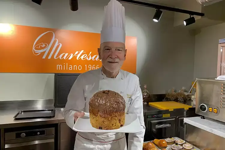 Vincenzo Santoro con la novit&agrave; gianduia, nocciola delle Langhe Igp, e mandarino di Sicilia La ricorrenza si alimenta di quotidianit&agrave;